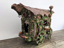 Load image into Gallery viewer, Miniature Caravan & Gardening Set