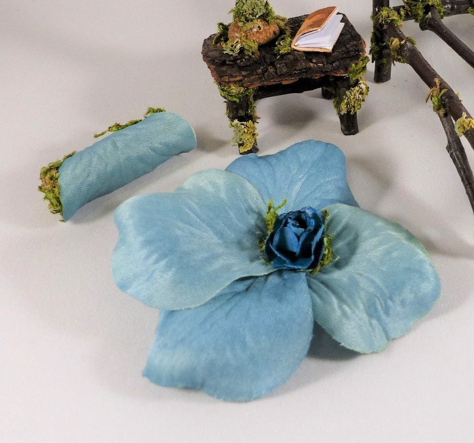 Miniature Blue Bedding