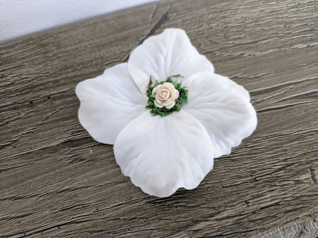 Miniature Ivory Bedding