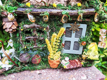 Load image into Gallery viewer, Golden Fairy House
